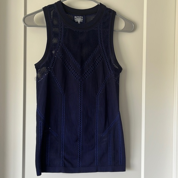 Athleta Trophy Tank - Picture 1 of 5